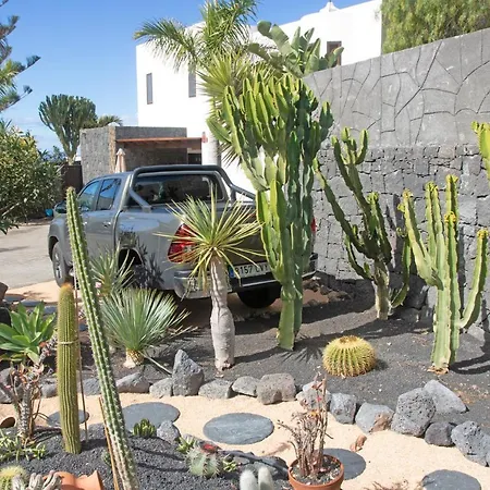 Panoramica Yaiza (Lanzarote)